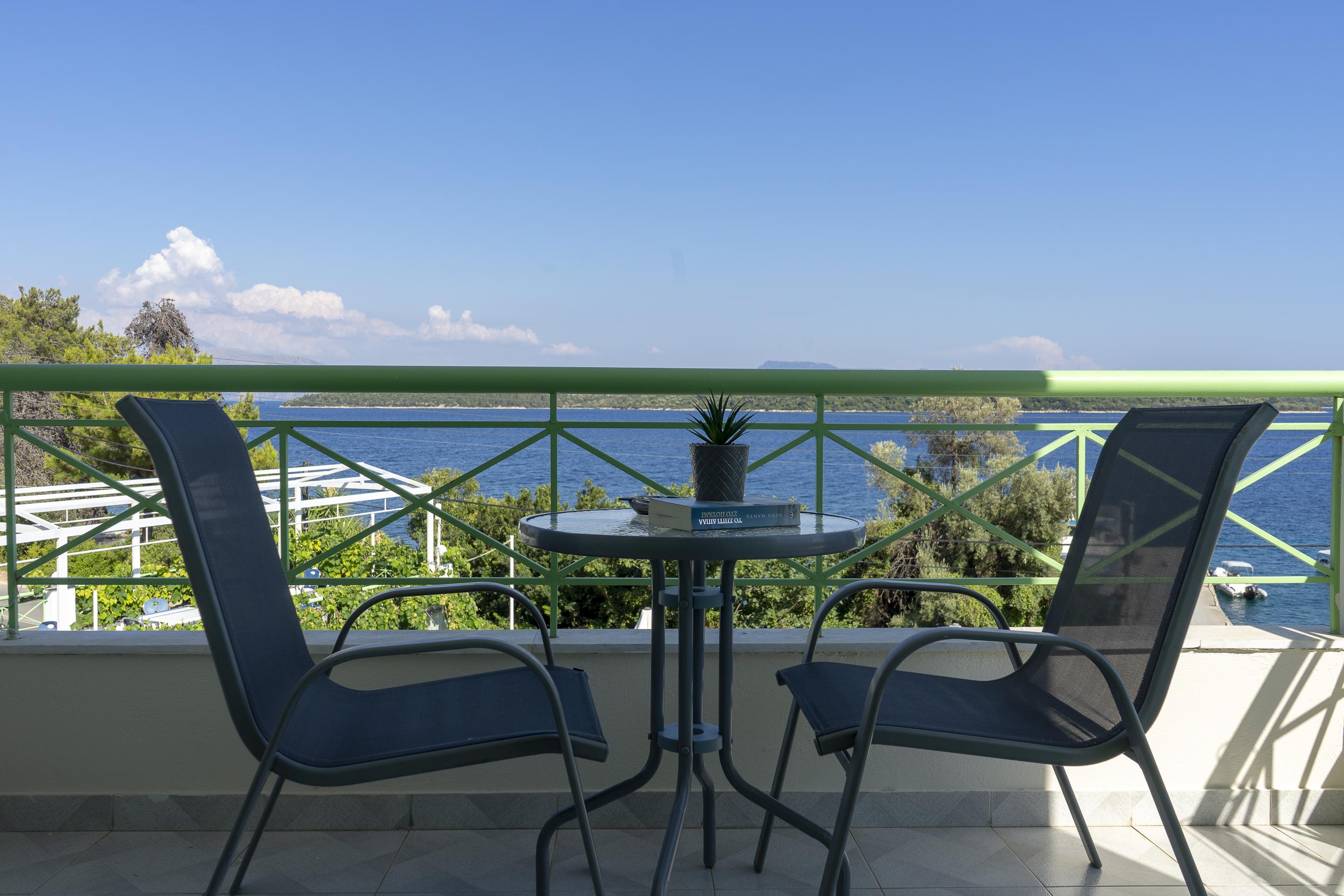 Tropicana Inn Nydri  Extérieur photo